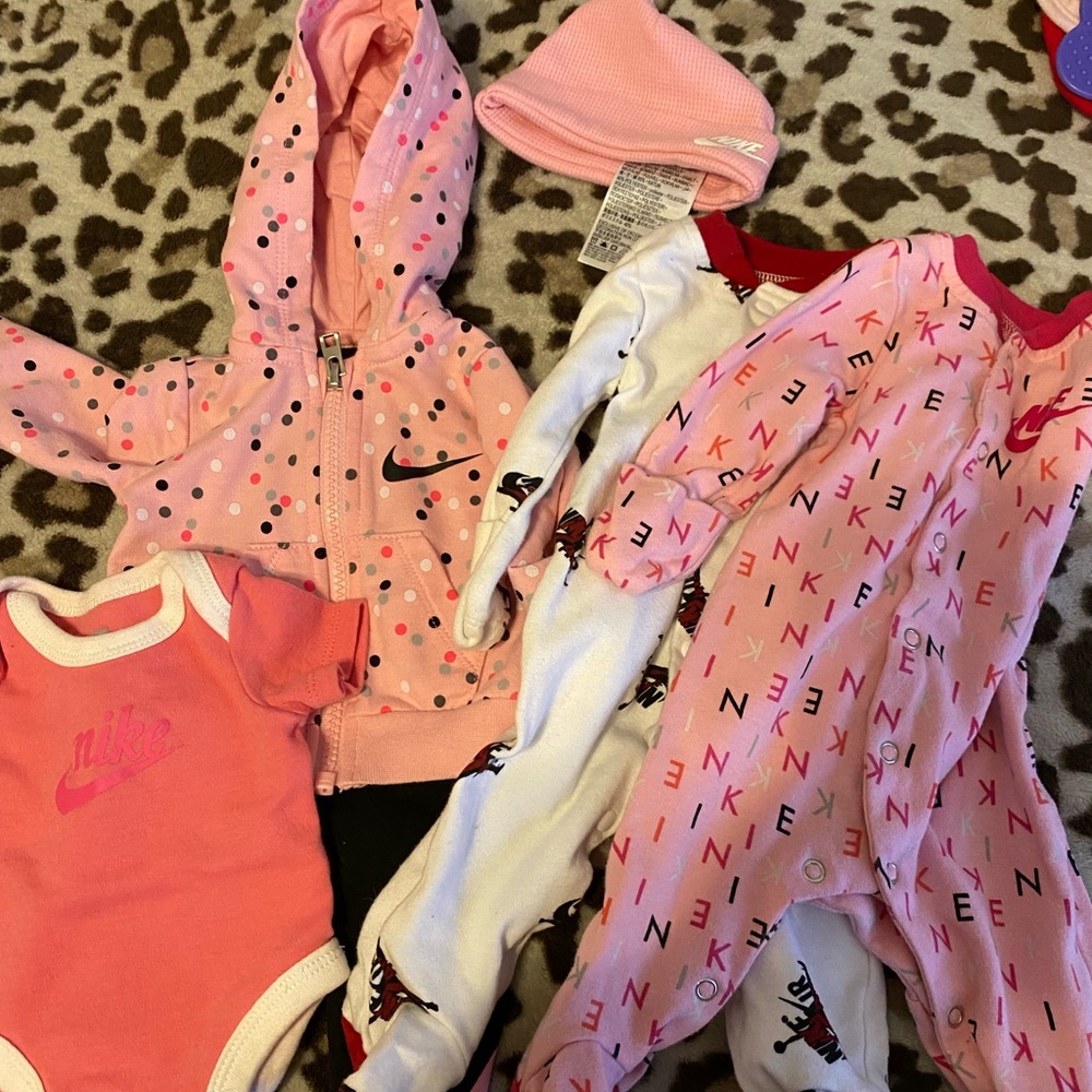Girl newborn Nike outfits